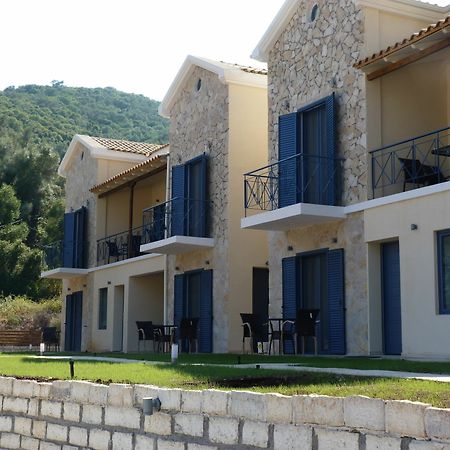 Ilianthos Apartments & Studios Mikros Gialos Eksteriør bilde